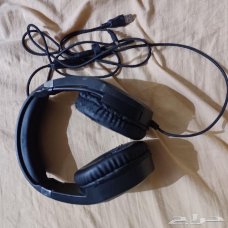 يد سوني وسماعه قيمنق وباور بانك64585658901634110