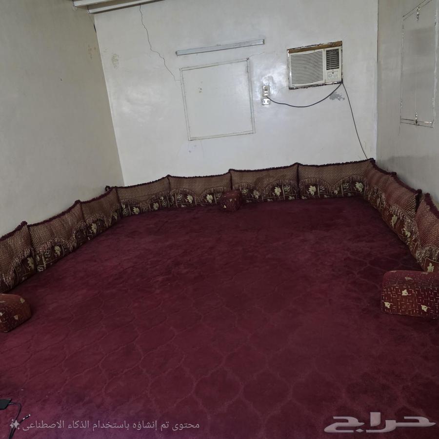 مساند لمجلس الرجال .. وطقم لصاله او غرفه نساء64581210547969110