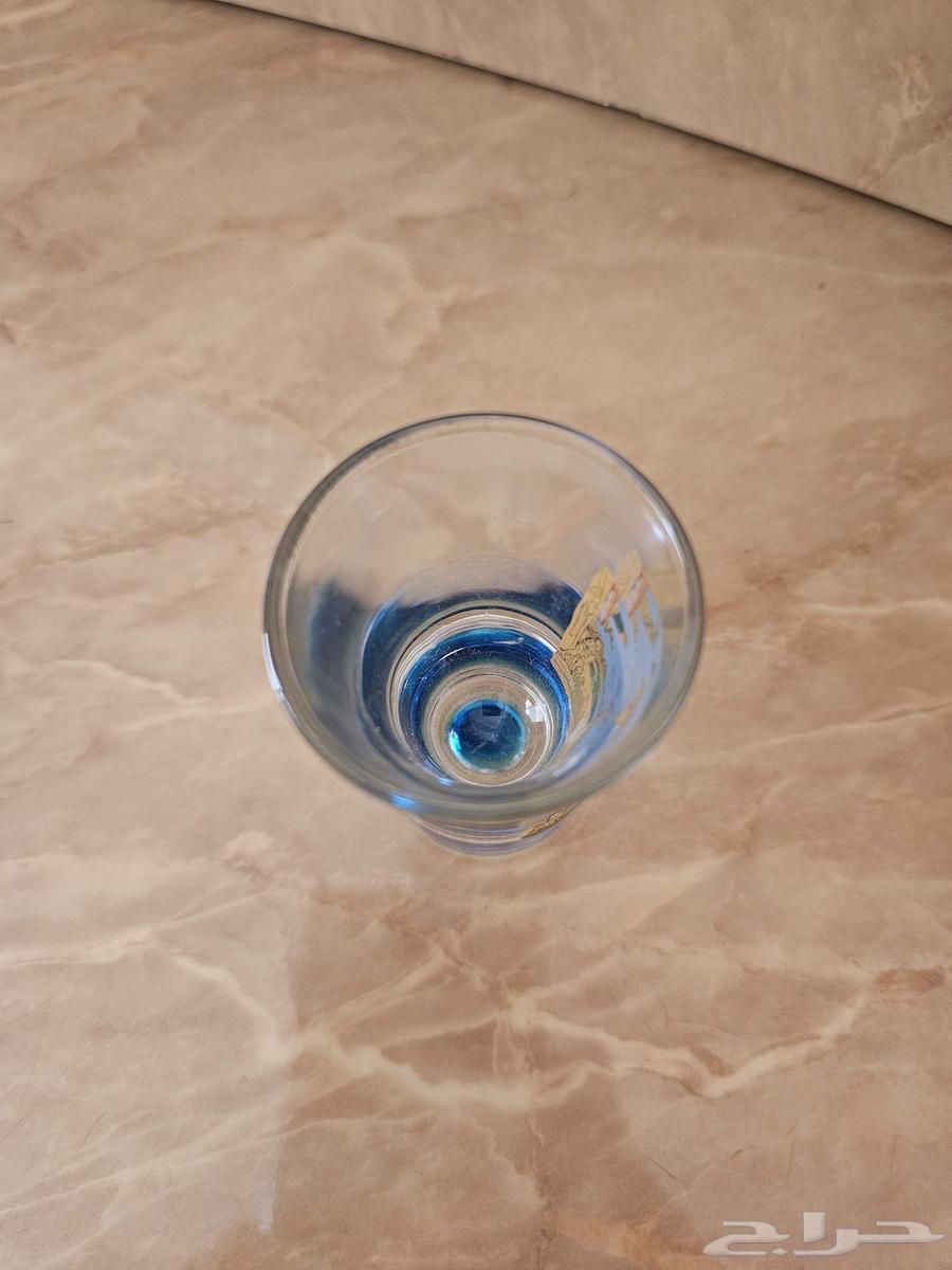 Various artworks64579883063425110