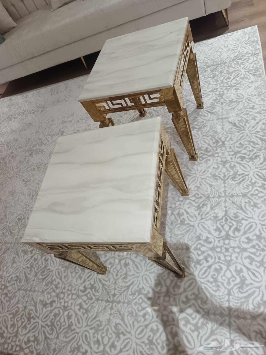 Marble coffee table in excellent condition64577472198401114