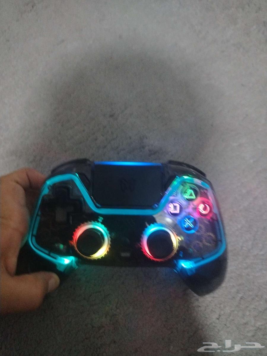 يدة سوني فايف السعر 350 للتواصل64586140071811110