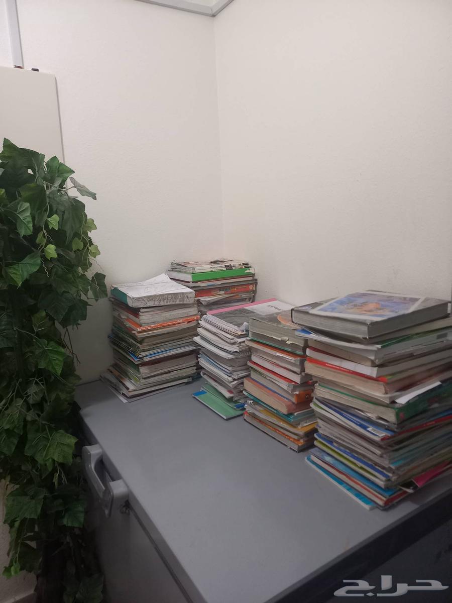 62 كيلو كتب للبيع وا 12 كيلو دفاتر64583795557250110