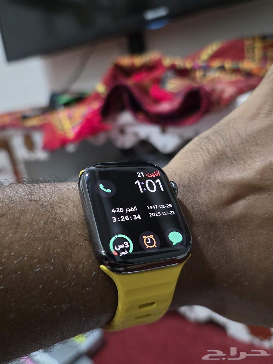 ساعة ابل تيتانيم بشريحة اصدار 764587664960514112