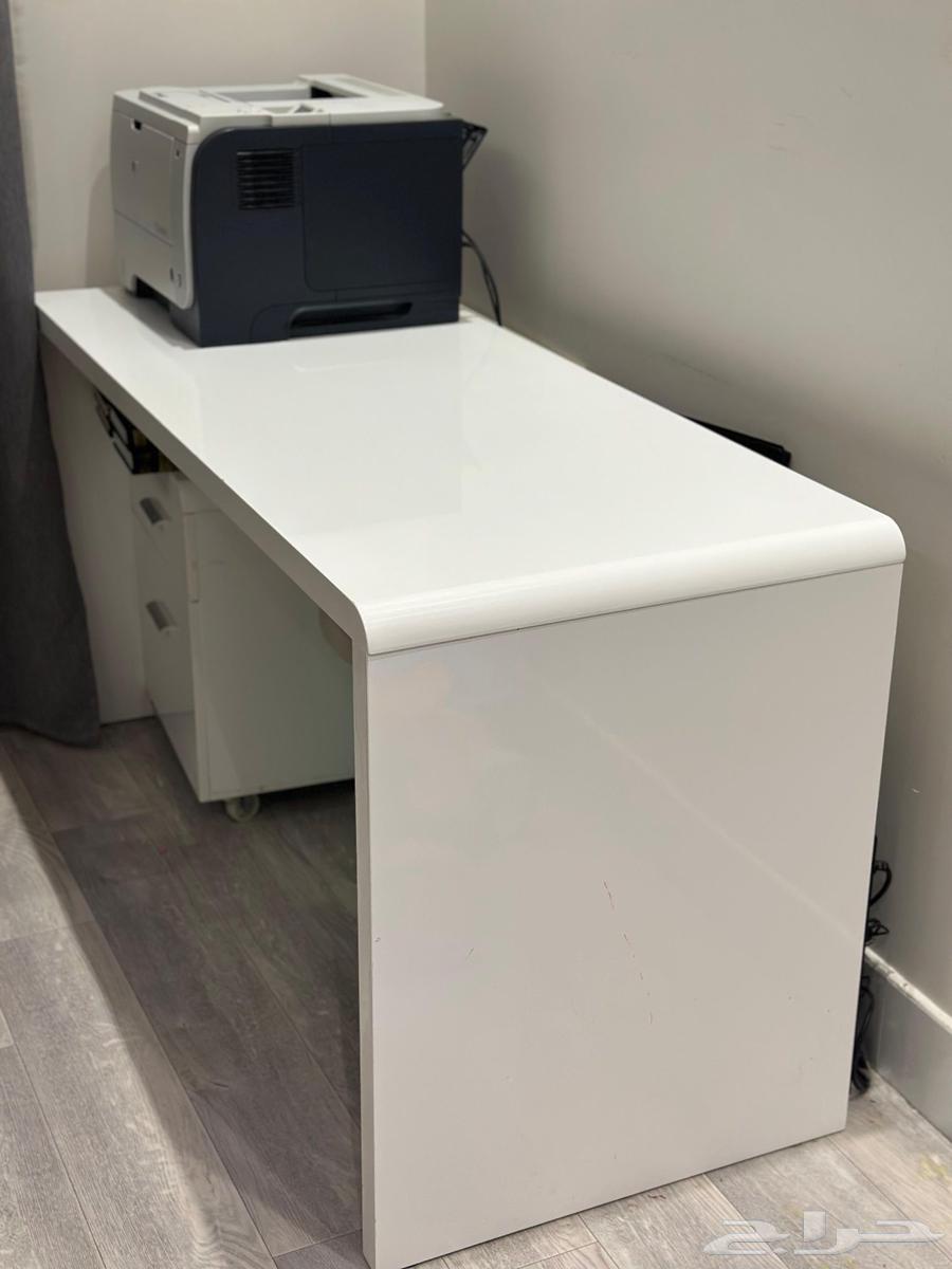 طاولة مكتب من هوم سنتر64586762463617114