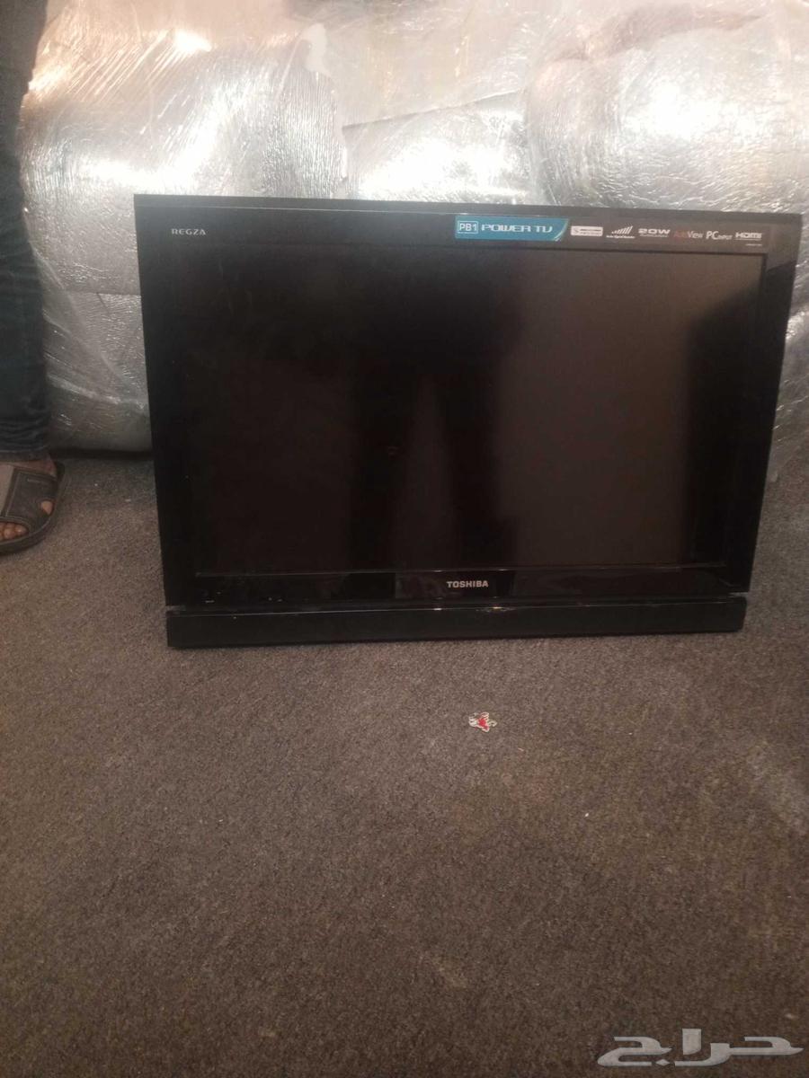 شاشات وثلاجه 110 وغرفة نوم ودولاب شبه نضيف مخرج 28 حي نمار64584178137859110