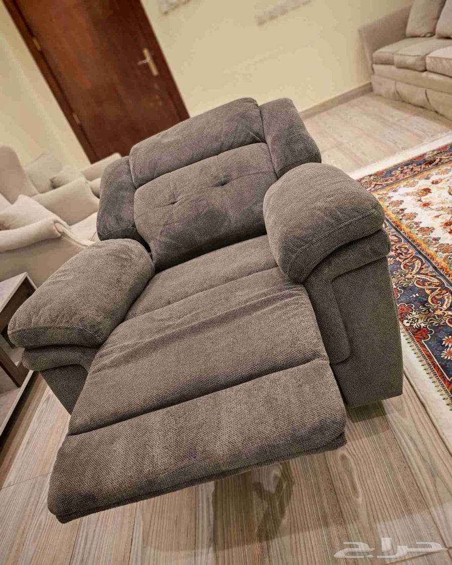 كرسي استرخاء بحالة المصنع كنب ليزي بوي64580568524802114