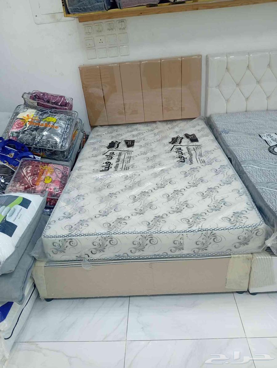Single bed, well-arranged, available, new64584897777795111
