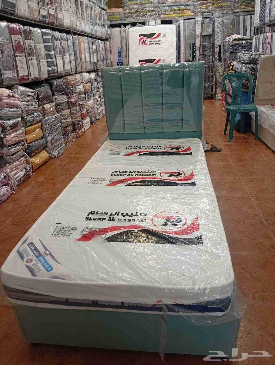 Single bed, well-arranged, available, new64584897777795110