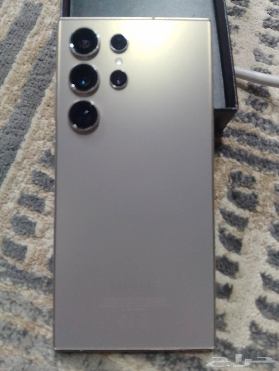 جوال سامسونغ الترا 24 ذاكرة 256 اقل من شهر ماخذه جديد 270064584715709186111