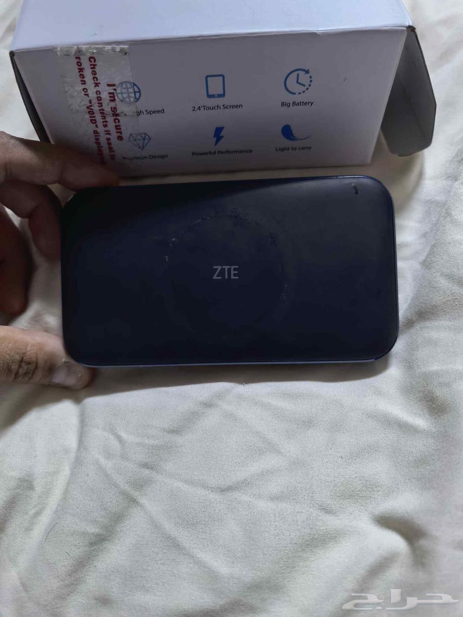 ZTE MU5002 Router.64580075103234112