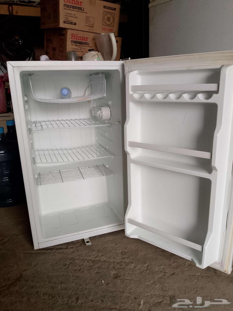 الثلاجه صغيره و2 غسالات للبيع64586251615745111