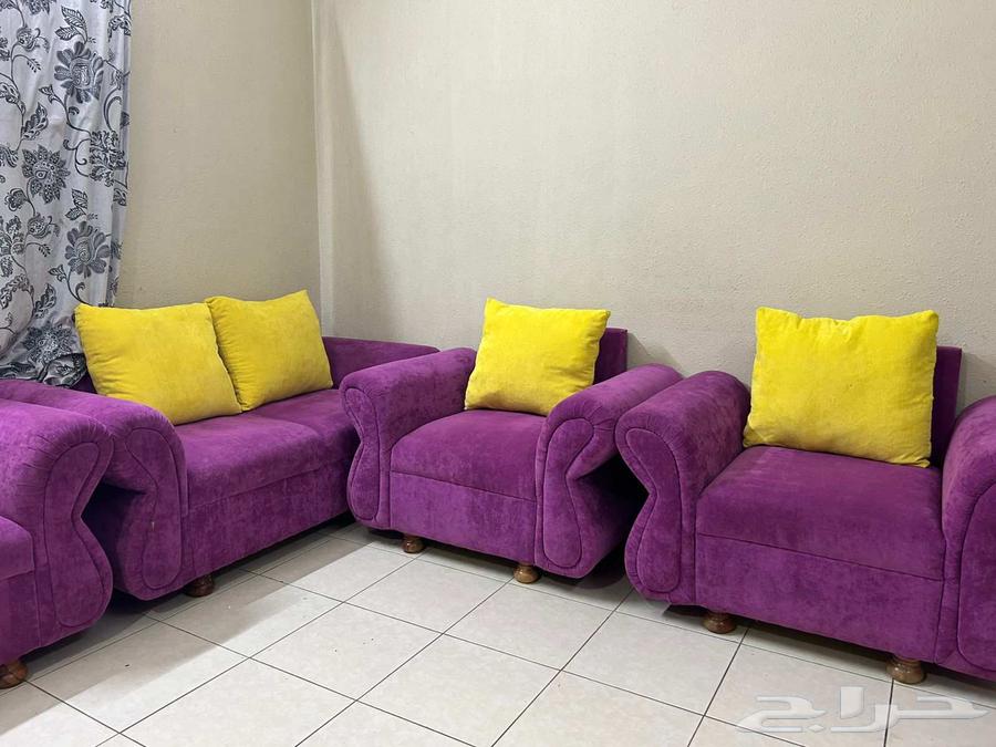 للبيع مجلس بحالة ممتازة64586725403266113