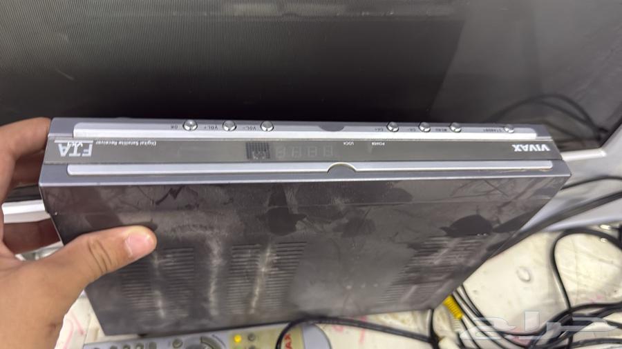 تلفزيون كبير الشاشه مافيه اي عطل64584305804418113