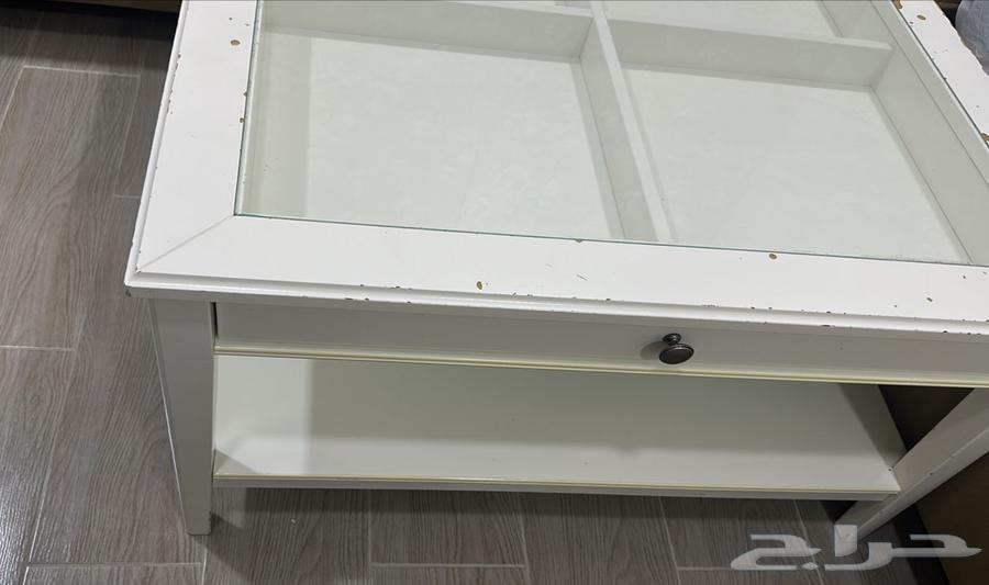 طاولة للبيع64588048869761110