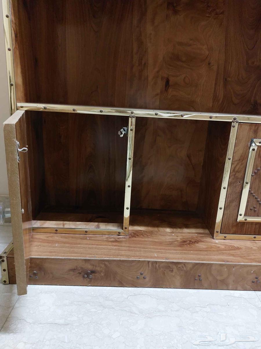 دولاب قديم حق الدلال64586477094146112