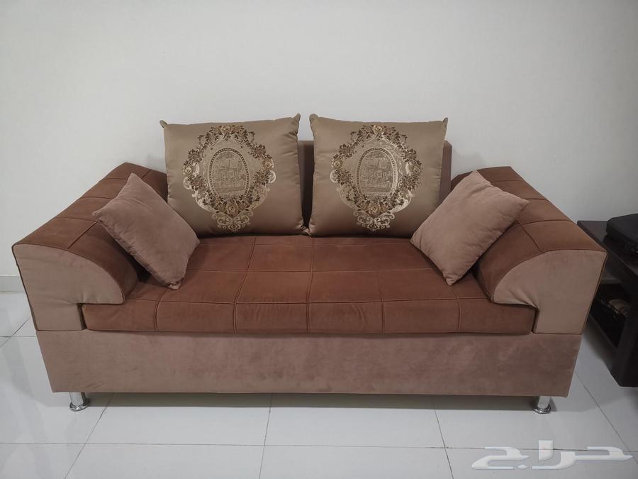 Clean sofa for sale64584645602305113