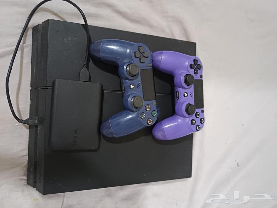 سوني 4 للبيع نظيف ولا يشتكي من اي شي ومساحته 2000 قيقا 2تيرا64587071507331110