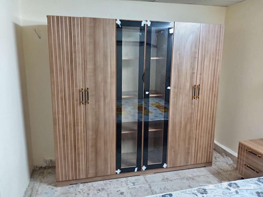 دولايب كبيره وصغيره جديده جاهزه وأسره ودواليب جديد64585352443523111