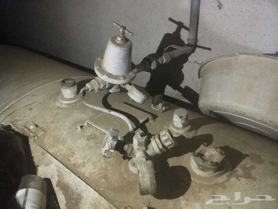 خزان غاز وطني 2000لتر لبيع مستخدم مخزون الصنع 201364587565156483113