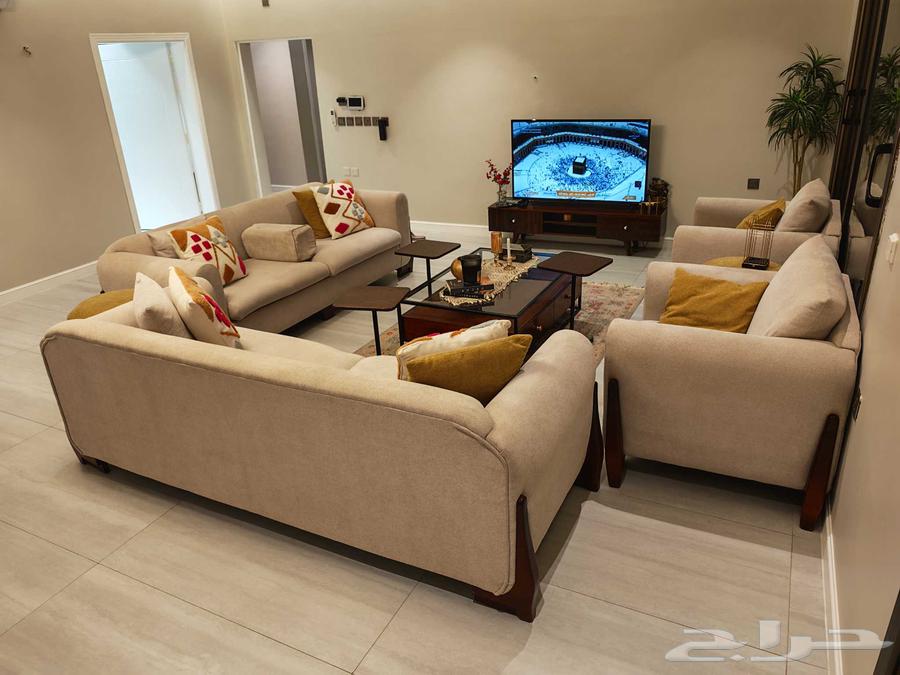 للبيع طقم كنب64565605613570111