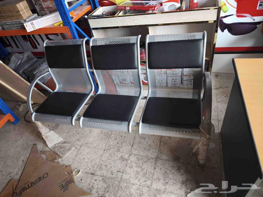 طاولة مكتب جديدة مع رفوف كرسي انتظار ثلاثي جديد64585395048323111