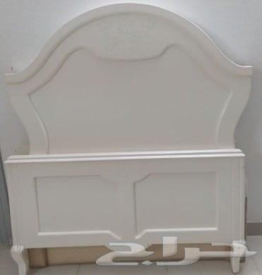 2 beds 120 cm and 2 commodes64582534451330110