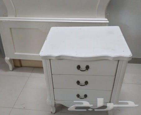 2 beds 120 cm and 2 commodes64582534451330113