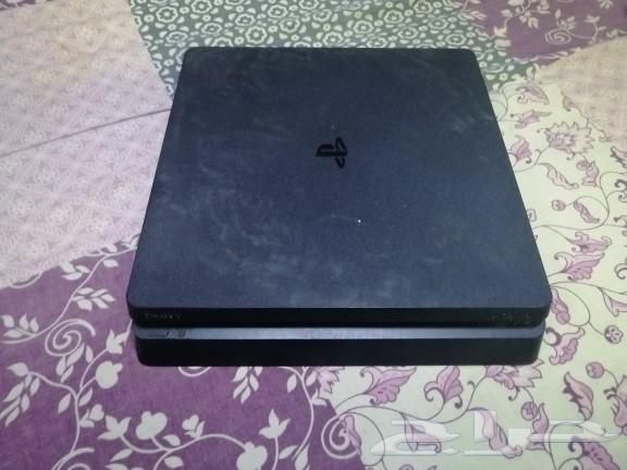 جهاز بلي استيشن 4 شبه جديد مع يدين الشركة وفيه مجموعه من الا64580949731073112
