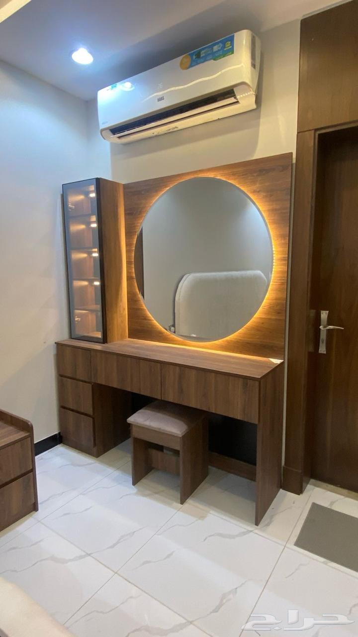 لدينا غرفة نوم تفصيل نفس الي في الصورة 5000ريال64581801206018112