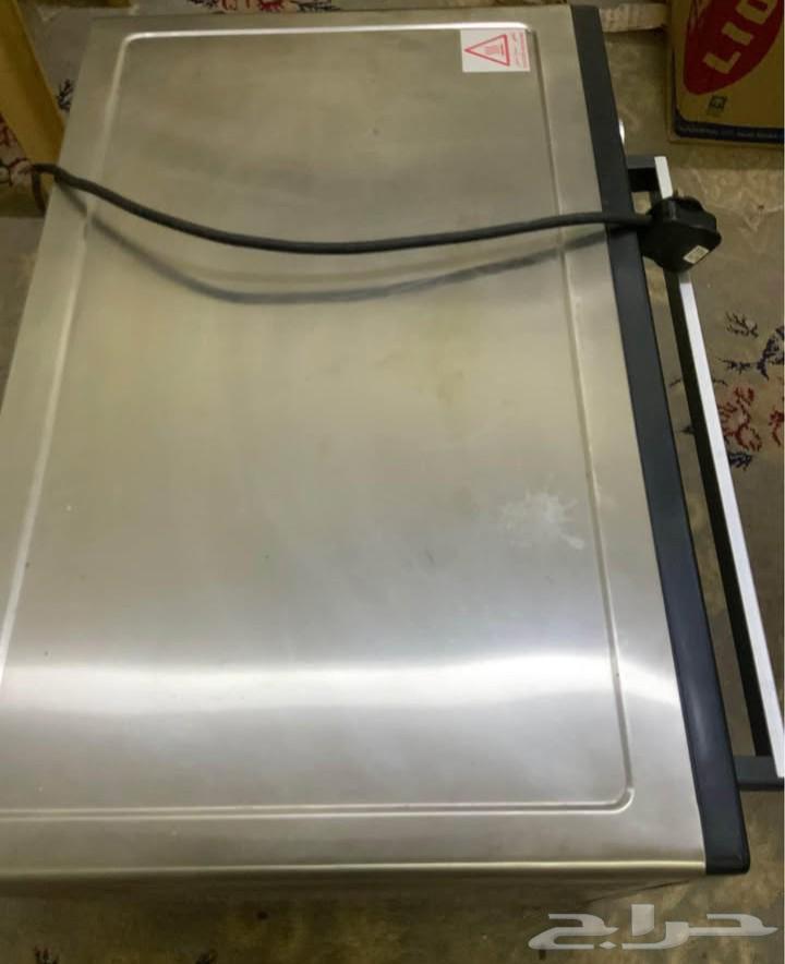 هذا مايكرو أوين يشبه الجديد يعمل بشكل جيد64583457157762112