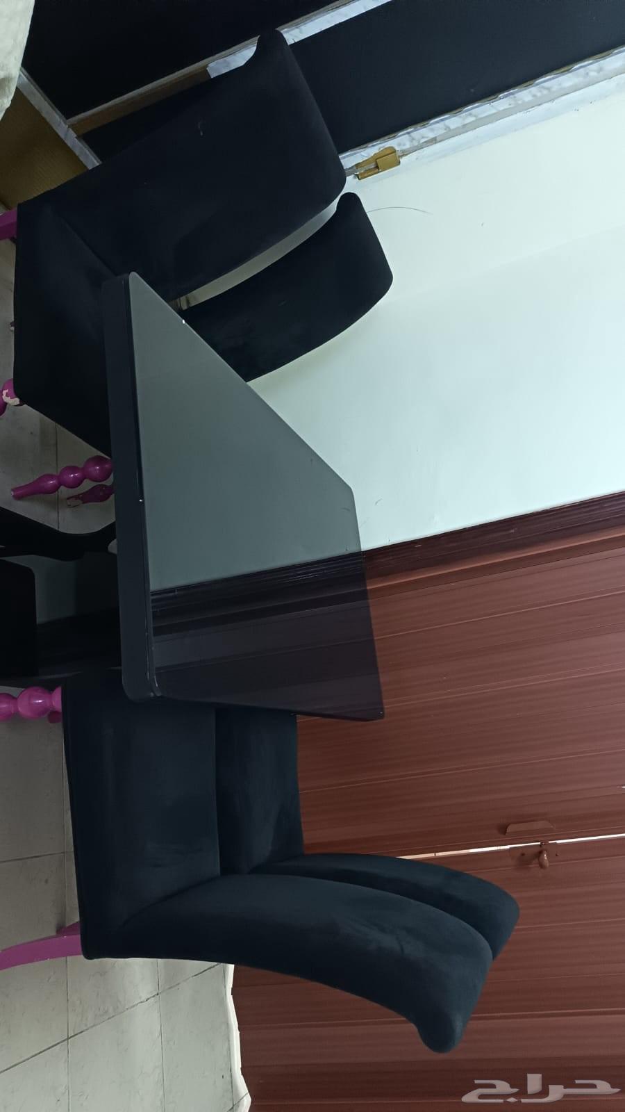 طاوله طعام للبيع نظيفه64581869950337113