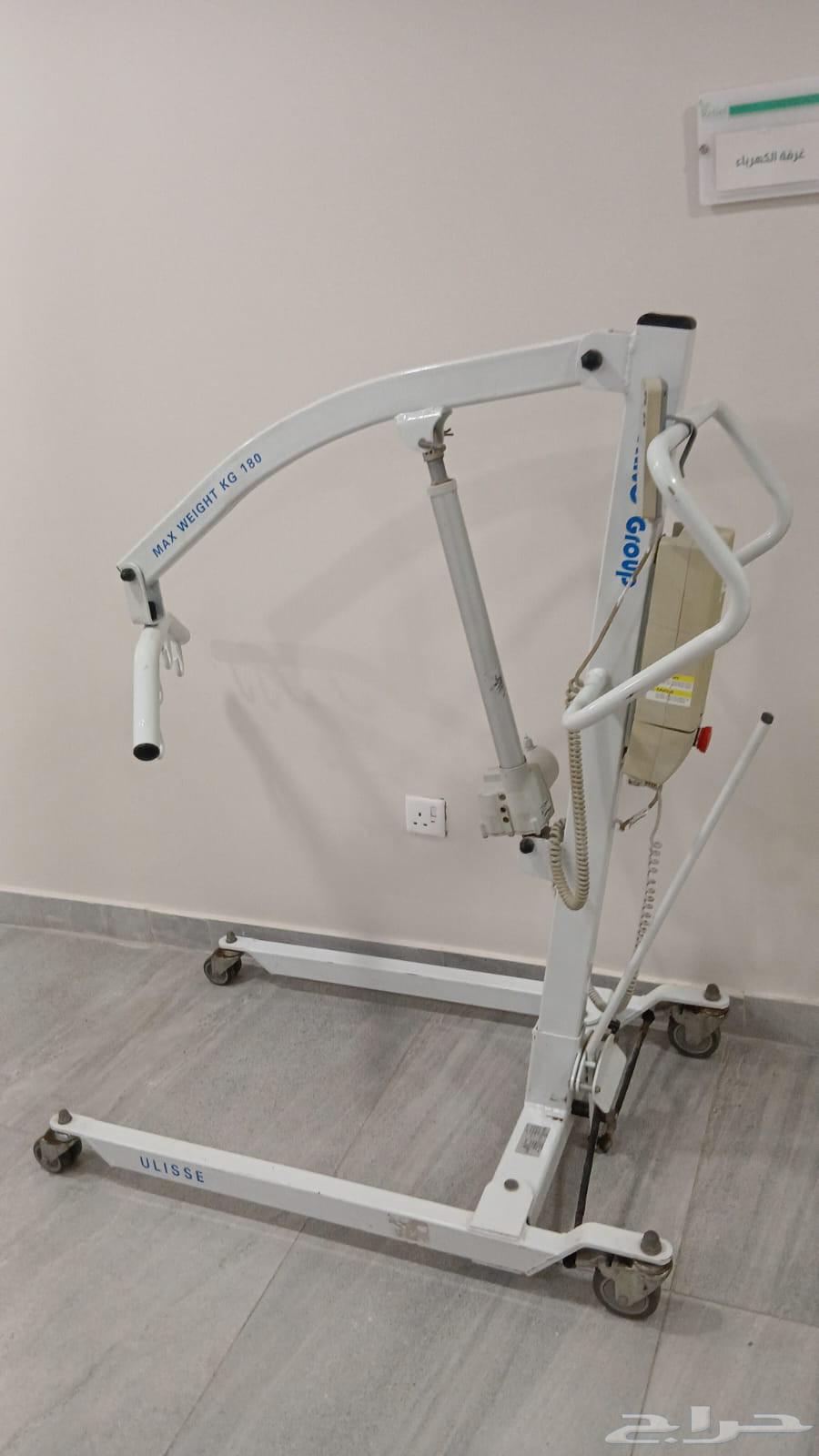 هذه رافعة مرضى كهربائية من طراز Antano ULISSE EL. ت ستخدم ل64585266662786110