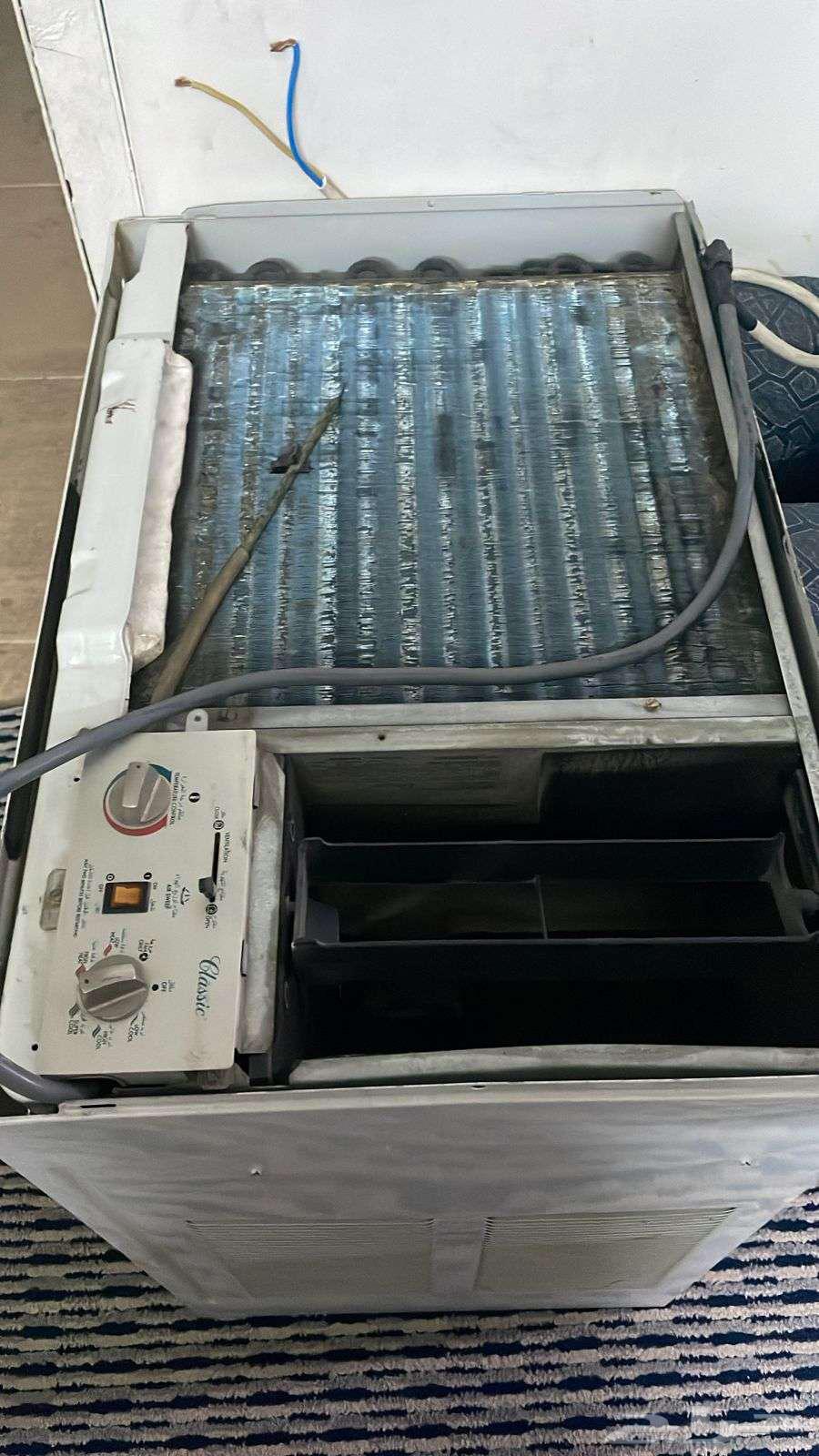 مكيف للبيع المروحه حقه بدها تغيير64585868926593112