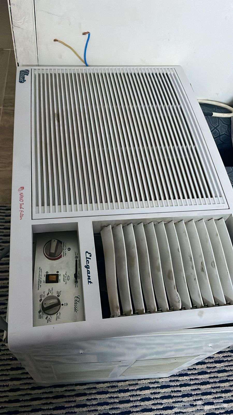 مكيف للبيع المروحه حقه بدها تغيير64585868926593110