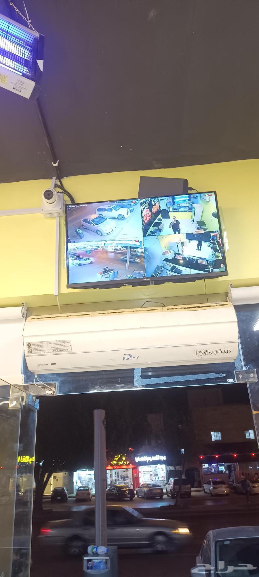 للبيع ماكينة بروست  م ين  بيتزا م يف 4 ثلاج  2 شاشا محل تقبي64584982137218111