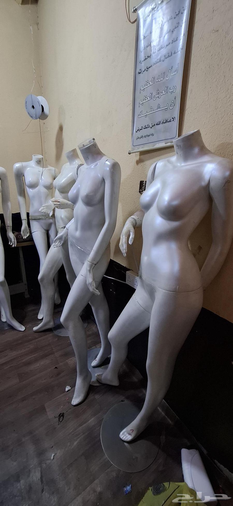 Clean figurines for sale (Malikanas)64586638557058110