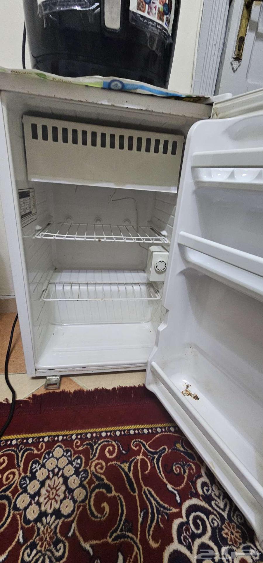 تلاجة مكتب للبيع ماركة دايو64580226425347112