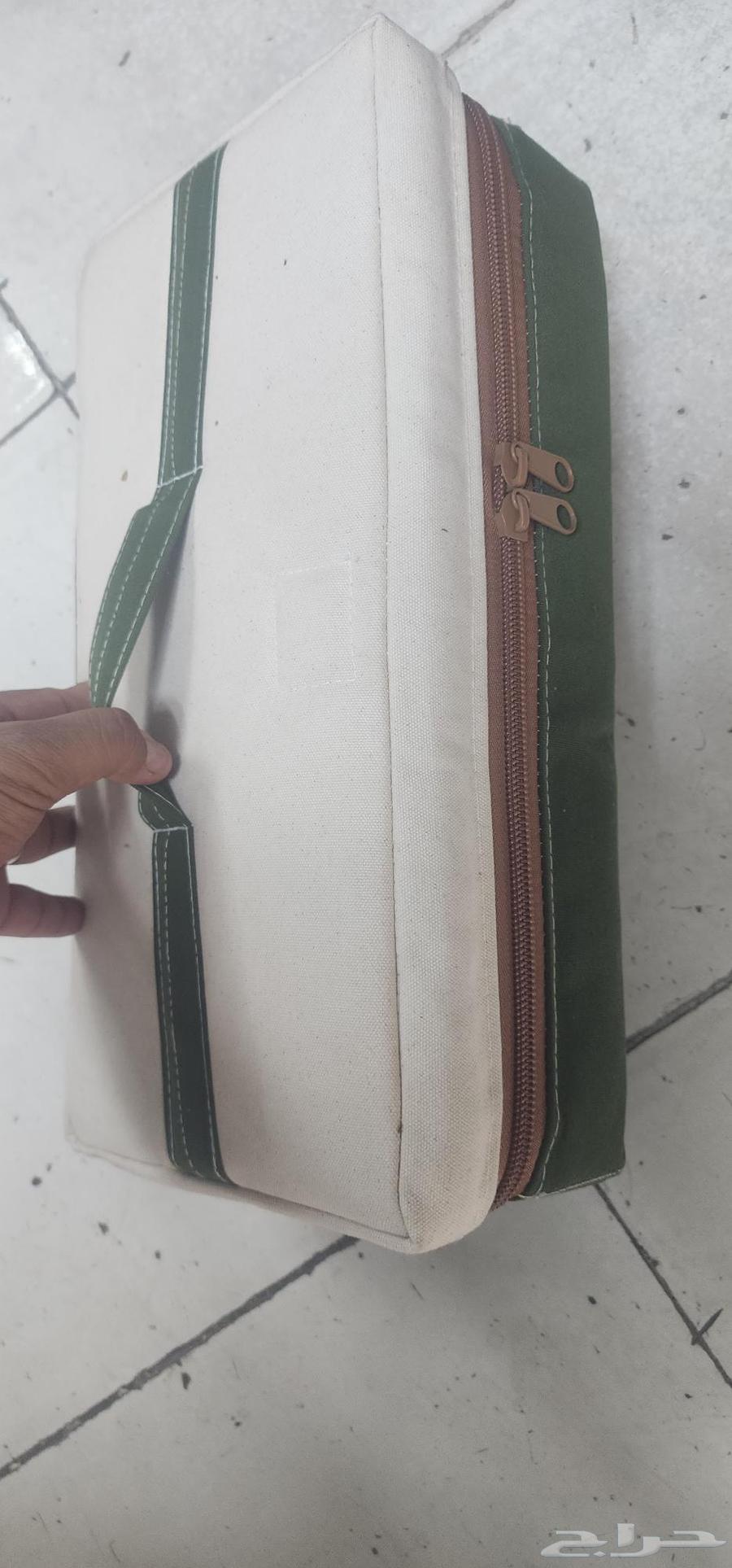 عزبة شاي قاعدة خشب خاص (عرض خاص)64584178098050112