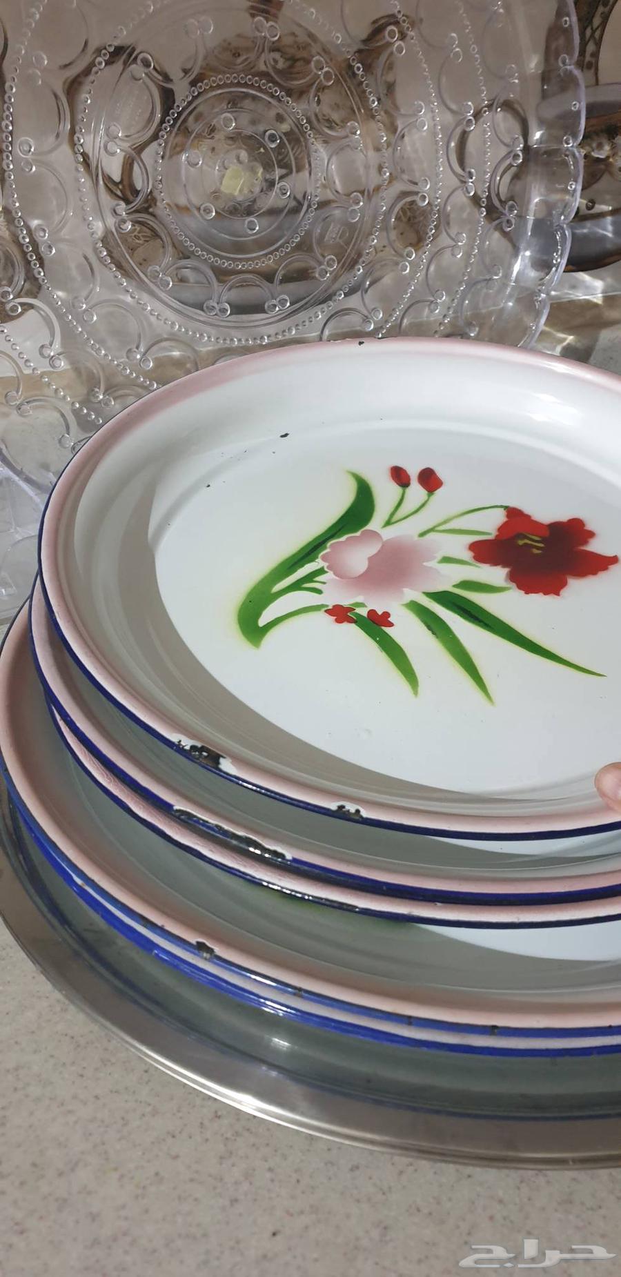 تباسي رز بحاله جيده بسعر مناسب64580212627586111