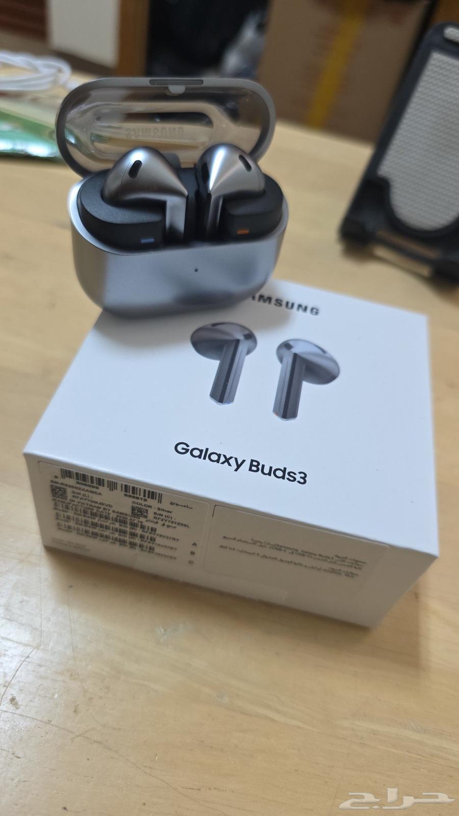 samsung buds 3 new 2 days used I have invoice and warranty64594070587907110