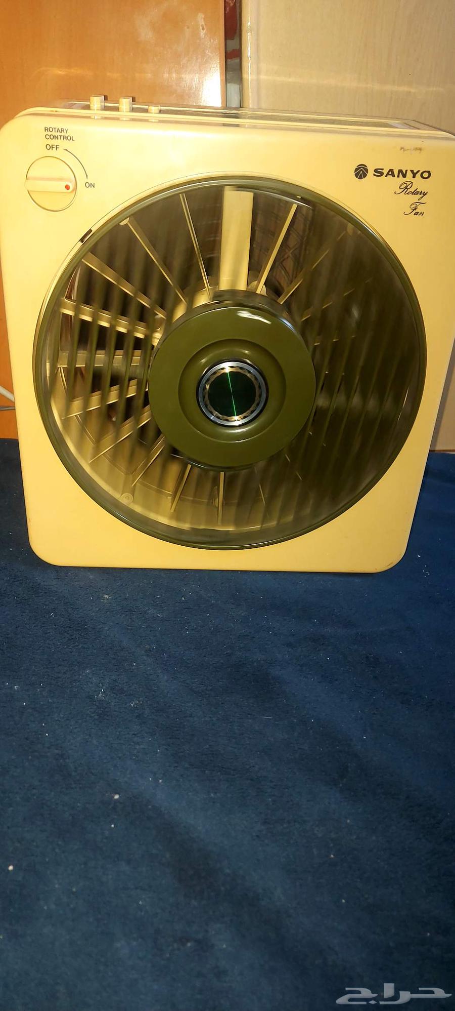 مروحة سانيو ياباني قديمة64590372298882111