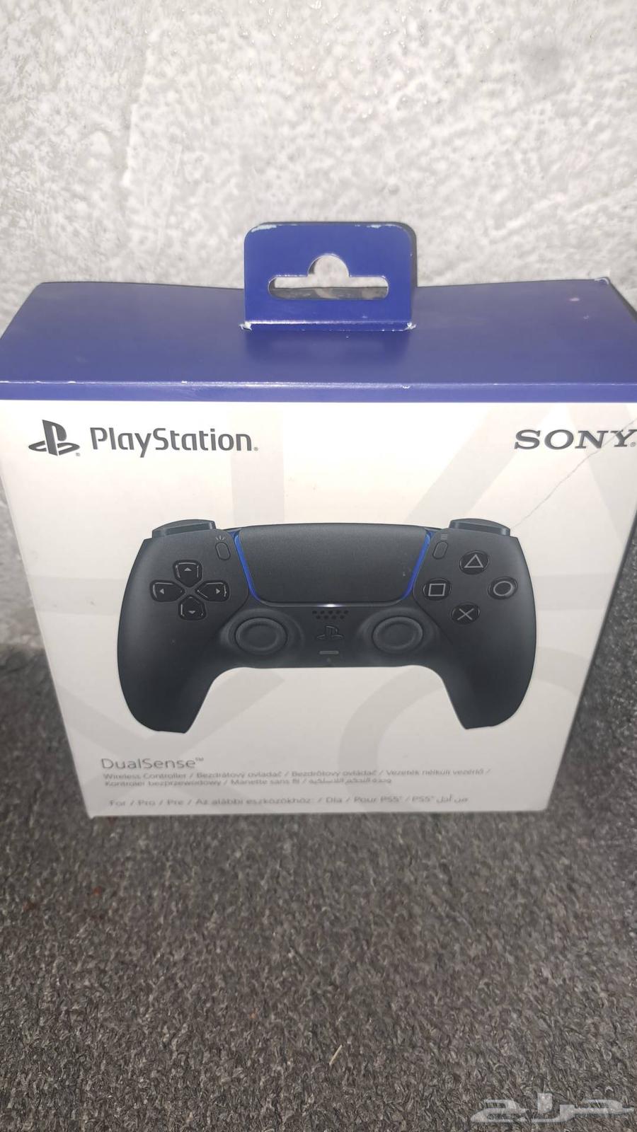 للبيع يد سوني 5نضيفه جديده ماستخدمت بس الكرتون انشق64591442706818110