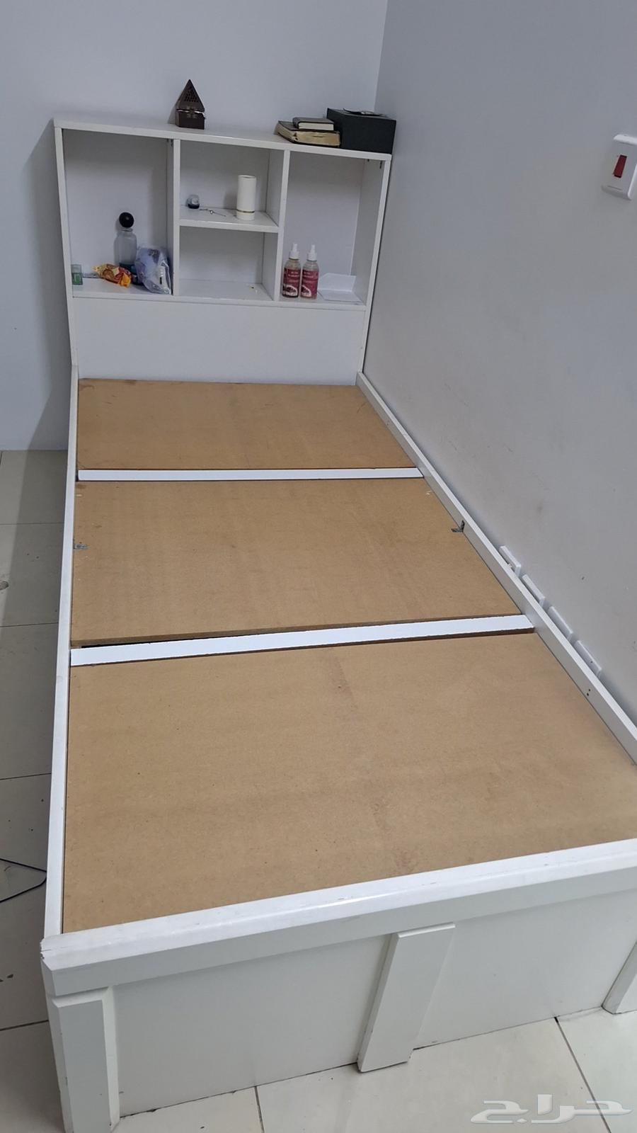 اثاث للبيع64590238950657111