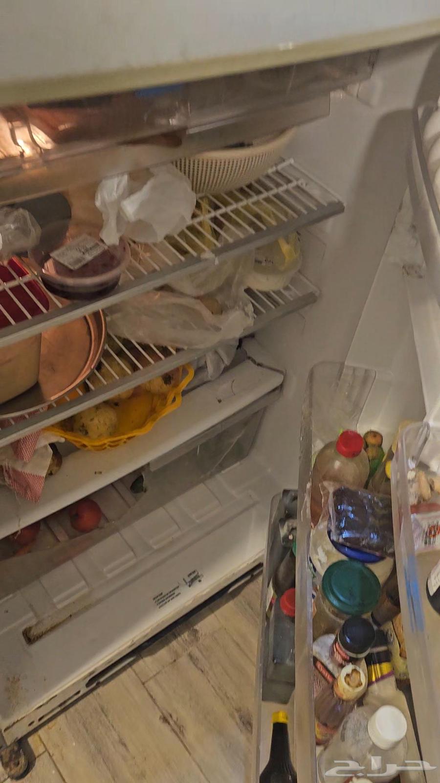 ثلاجة بحالة جيدة64591008214914111