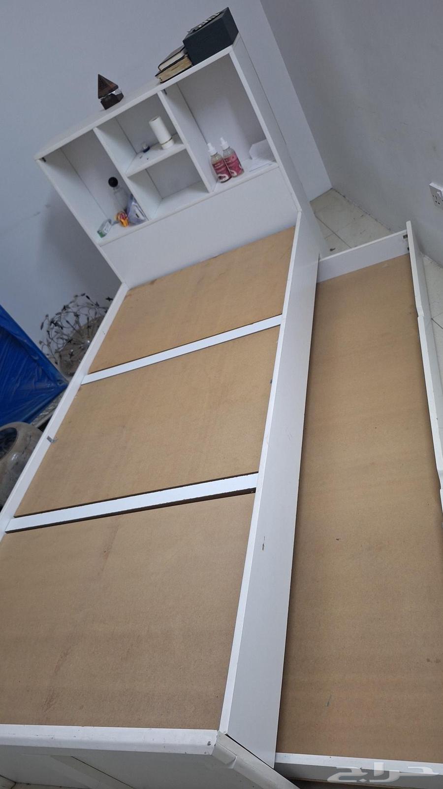 اثاث للبيع64590238950657110