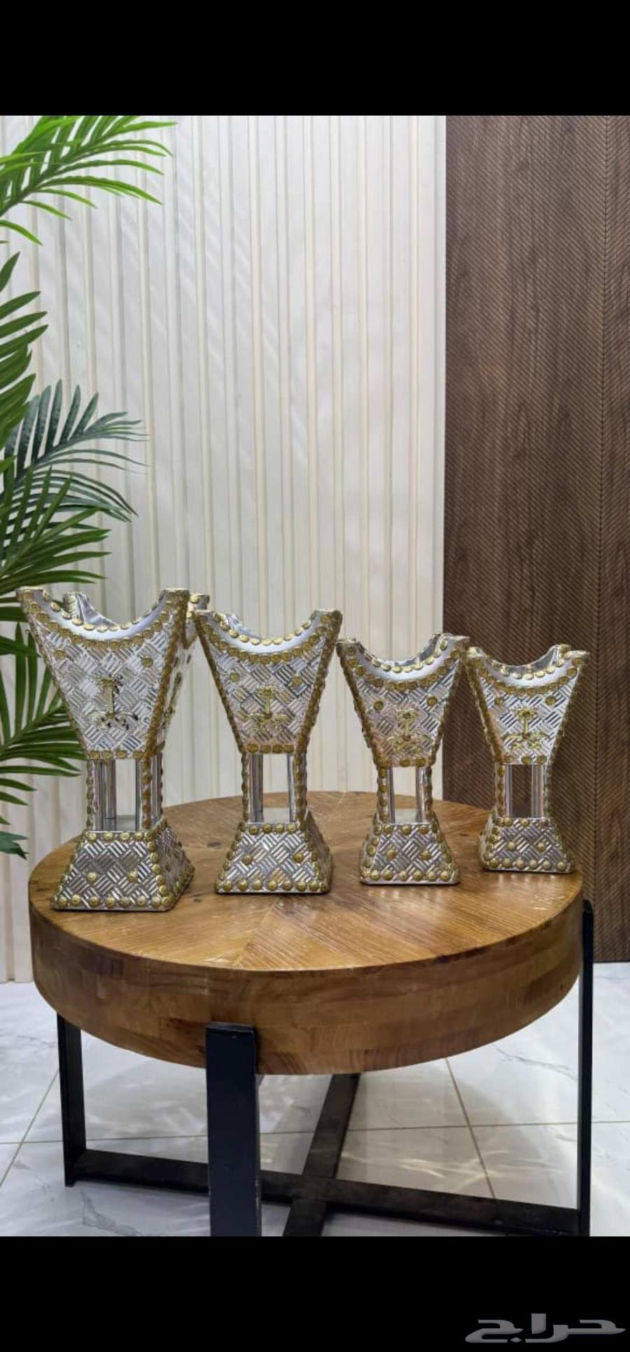 طقم مباخر باكستاني سيفين ونخلة لون فضي بالبني مبخرة سيفين و64589990003201113