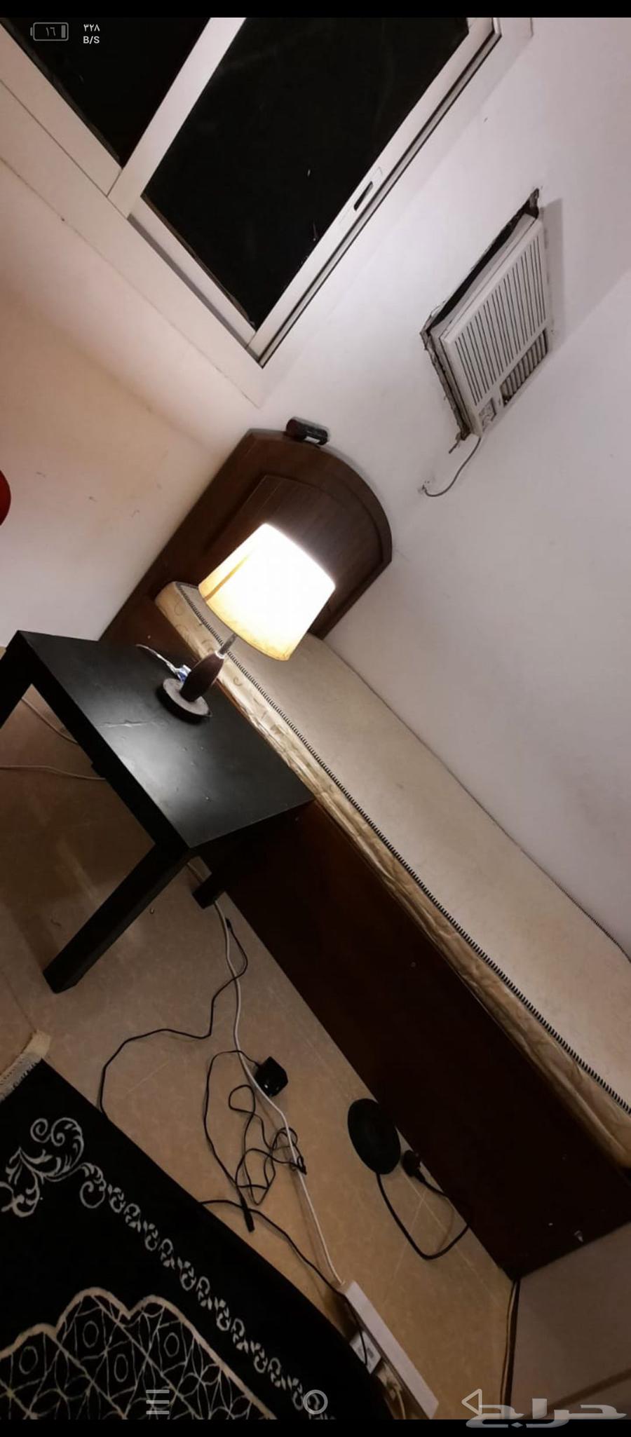 للببع مستعجل بتجاز مع الساعه 300 سرير وسفنج وطاوله ومصباح 264596141319042110