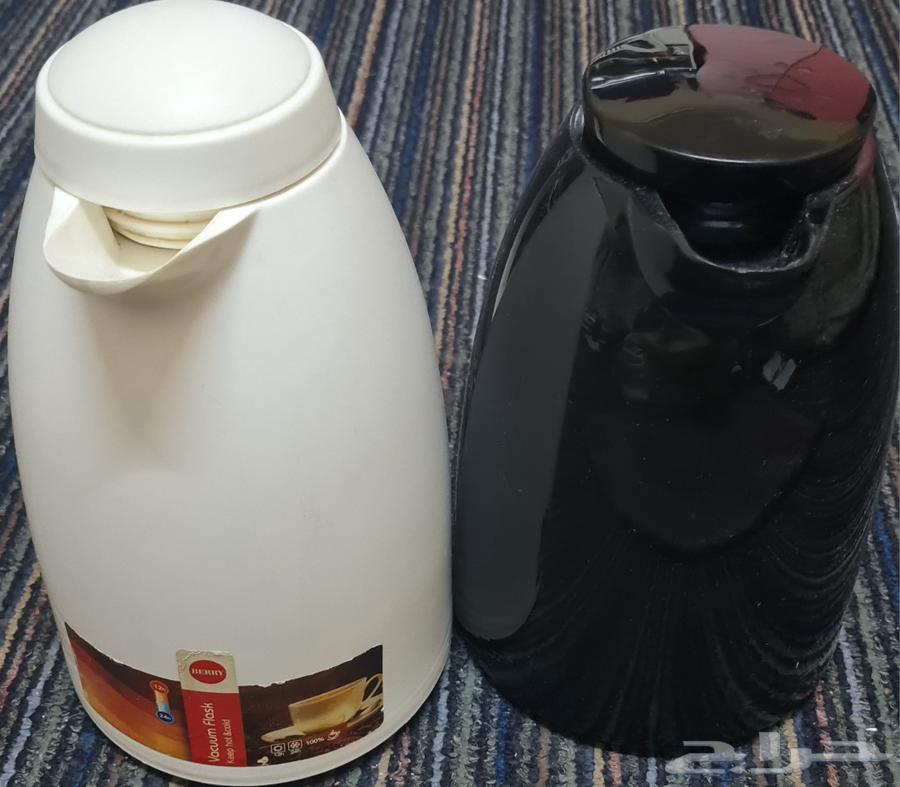 Refrigerator or Tea and Coffee Vending Machine64589614983554110