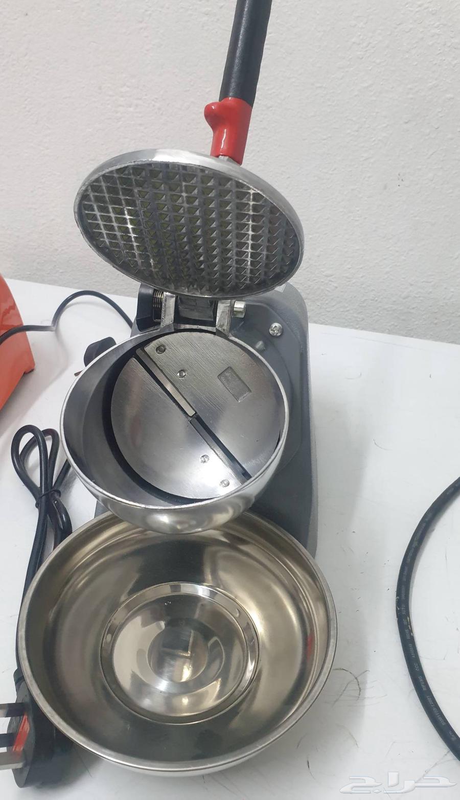 للبيع ماكينة جراشة ثلج بعدها جديدة لم تستعمل64588943076865114