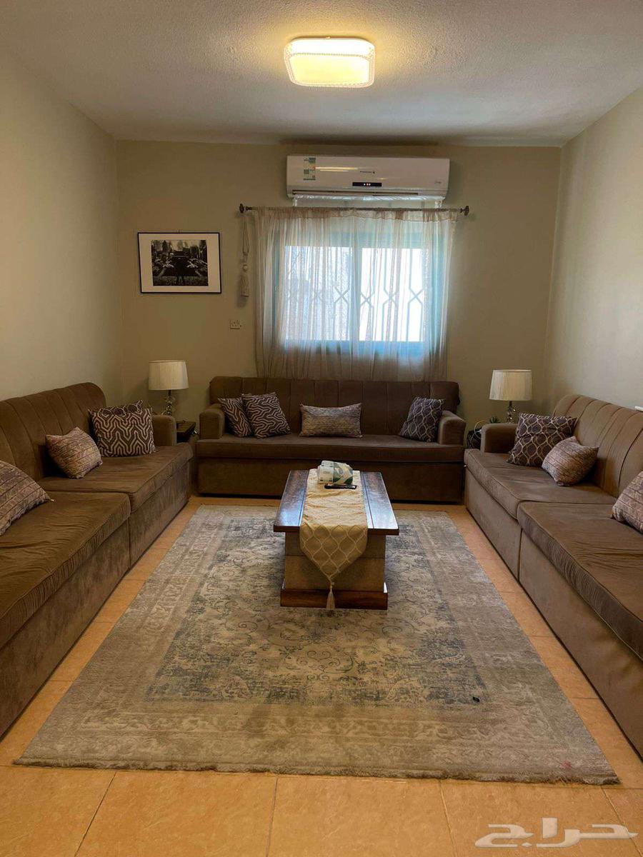 Urgent Sale: Clean and Neat Sofa Suitable for All Seating Areas64594899116546110